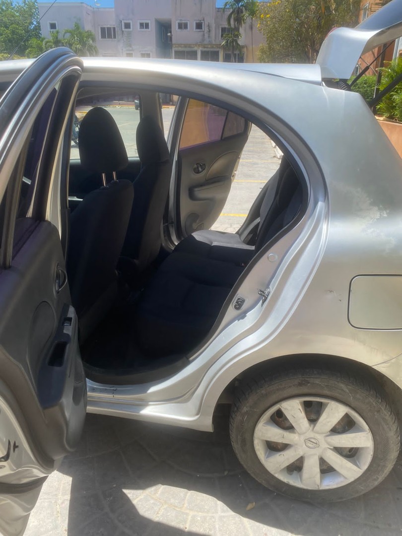 carros - Nissan March 2013 en buen estado – Compacto, económico 4