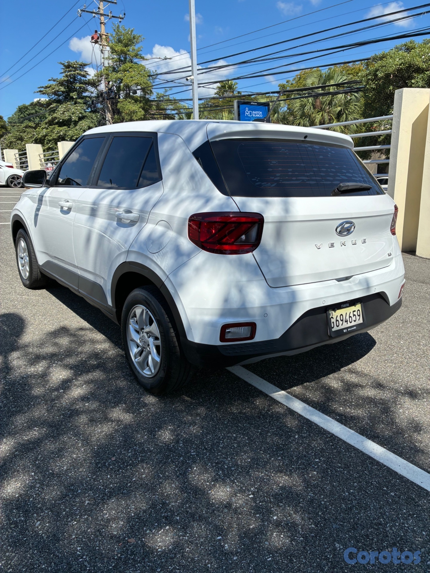 jeepetas y camionetas - Hyundai Venue 2024 7