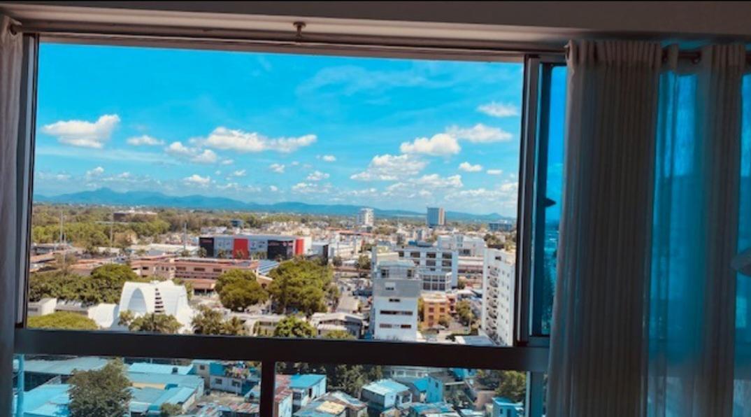 apartamentos - Apto en piso alto en Ens. Paraiso 1