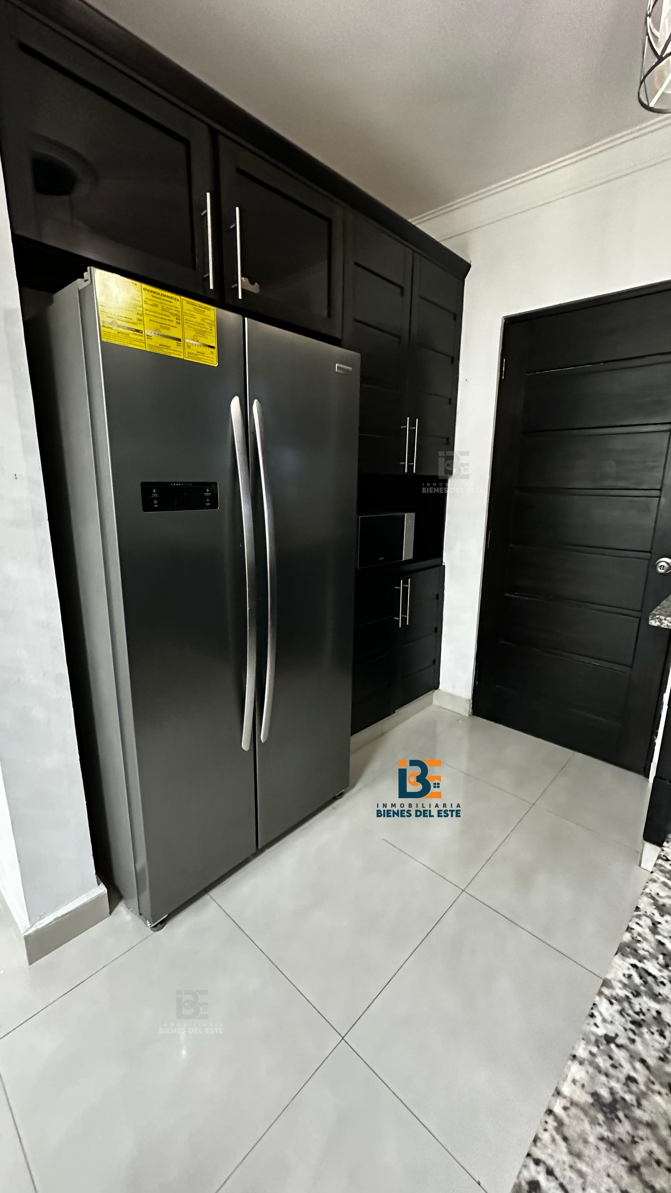 casas - SE RENTA Apartamento Amueblado con Dos Parqueos. 8