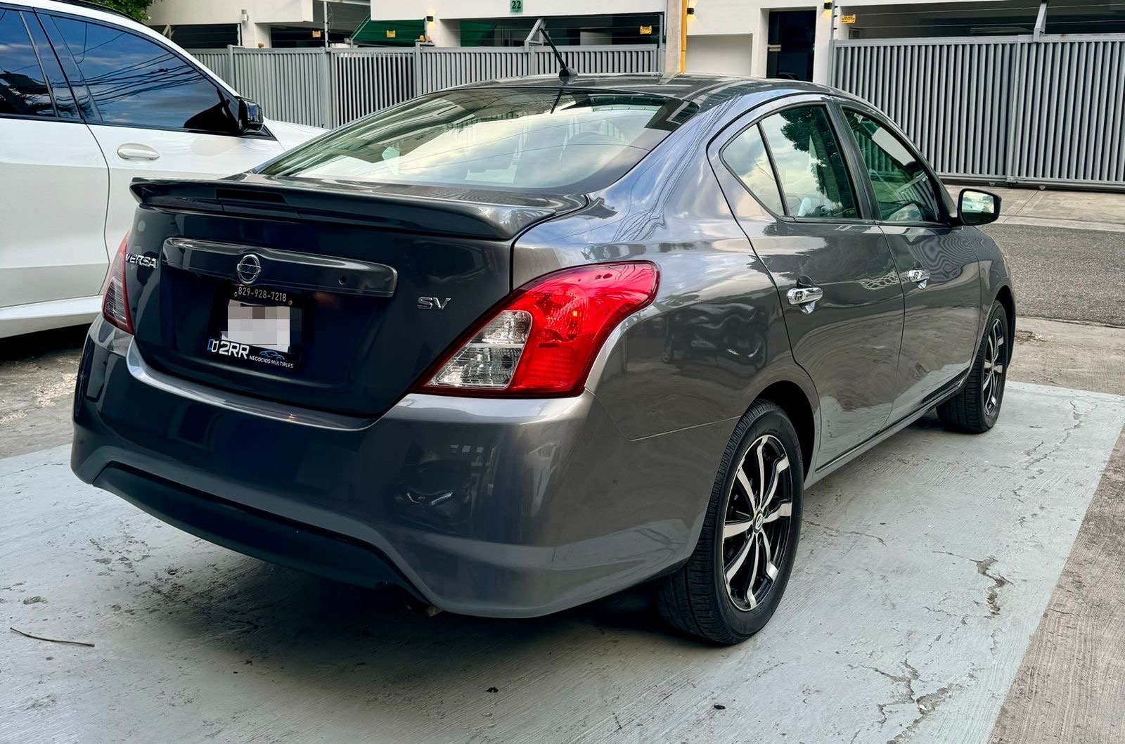 carros - Nissan Versa SV 2019 3