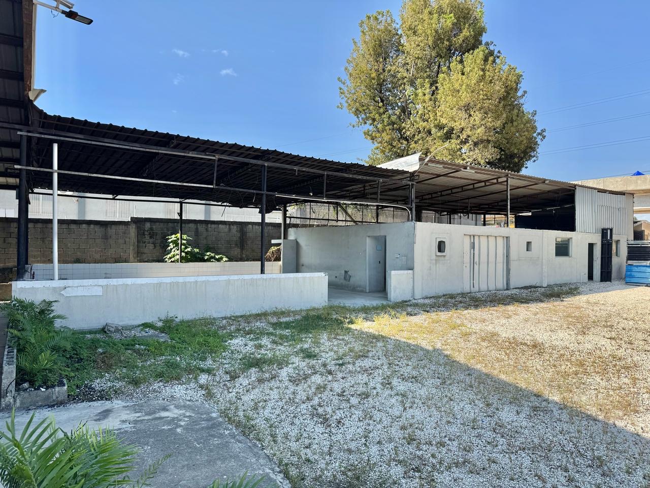 oficinas y locales comerciales - Terreno con Naves en Alquiler AUTOPISTA DUARTE USD 8
