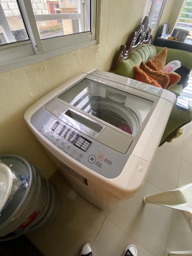 electrodomesticos - Lavadora automática LG en buenas condiciones  2