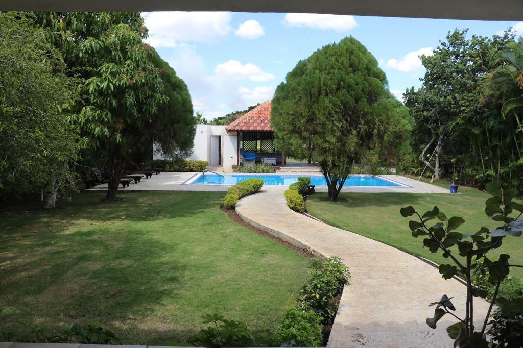 casas - Metro country club casa en venta 7
