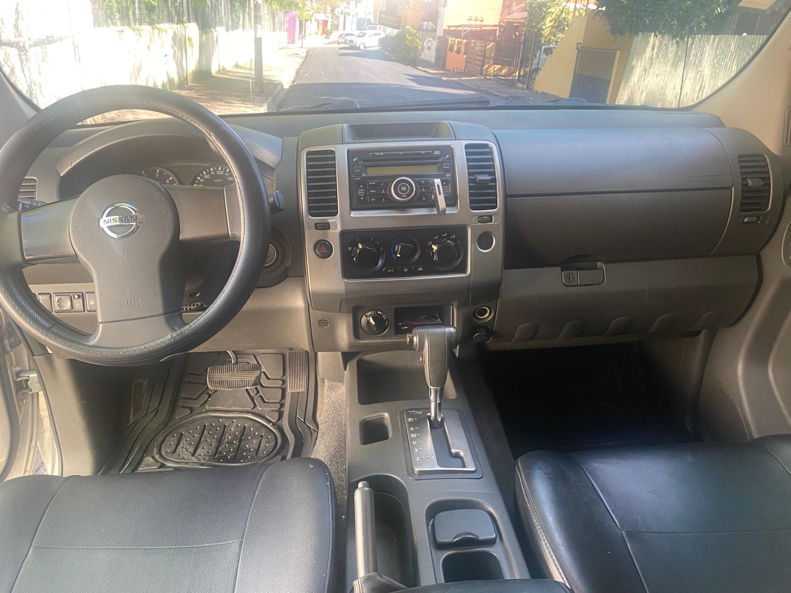 jeepetas y camionetas - Nissan Navara 2014 7