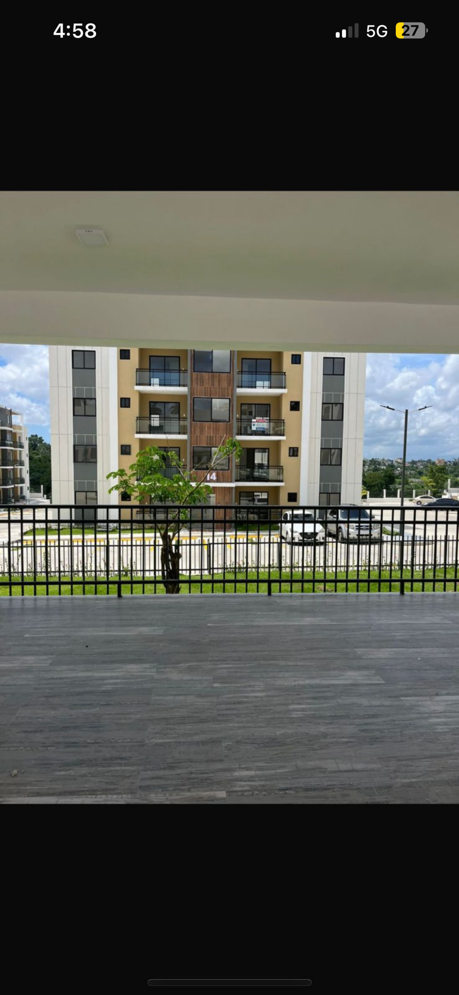 habitaciones y viviendas compartidas - Busco compañera de apartamento (solo mujeres) 0