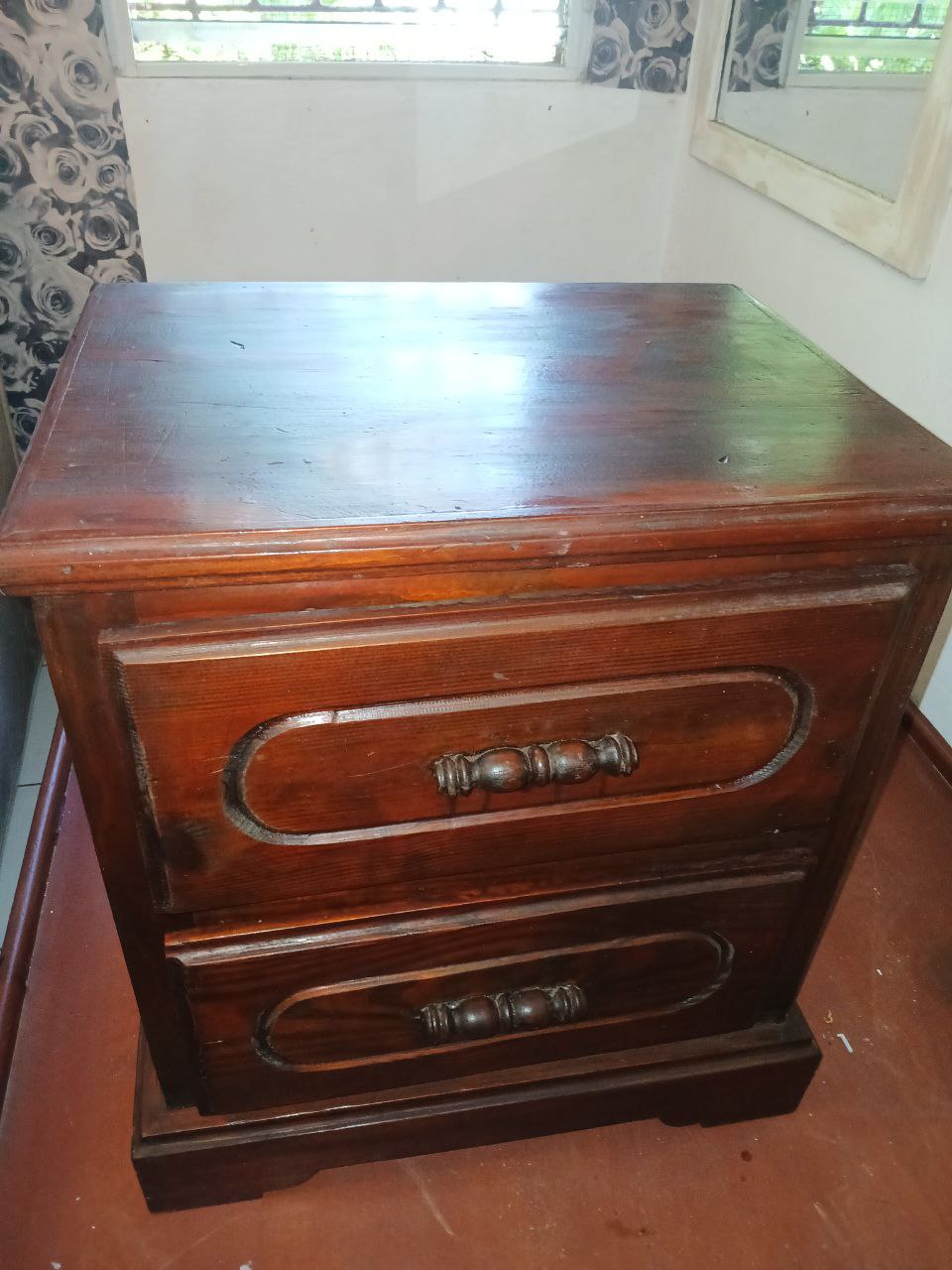 muebles y colchones - mesa de noche