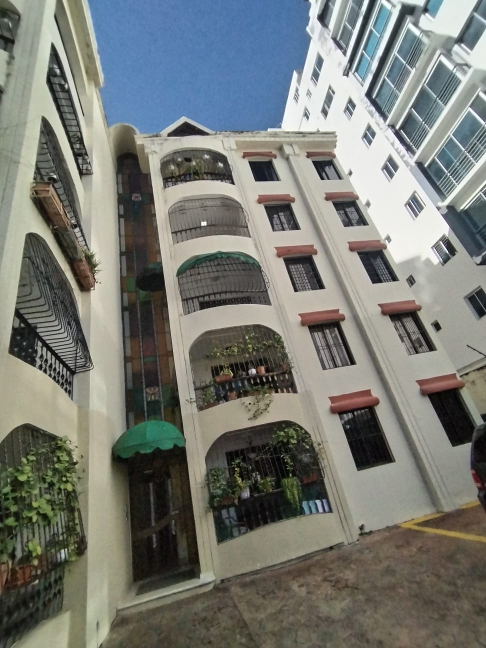 apartamentos - Vendo o Alquilo Apartamento en Serralles  0