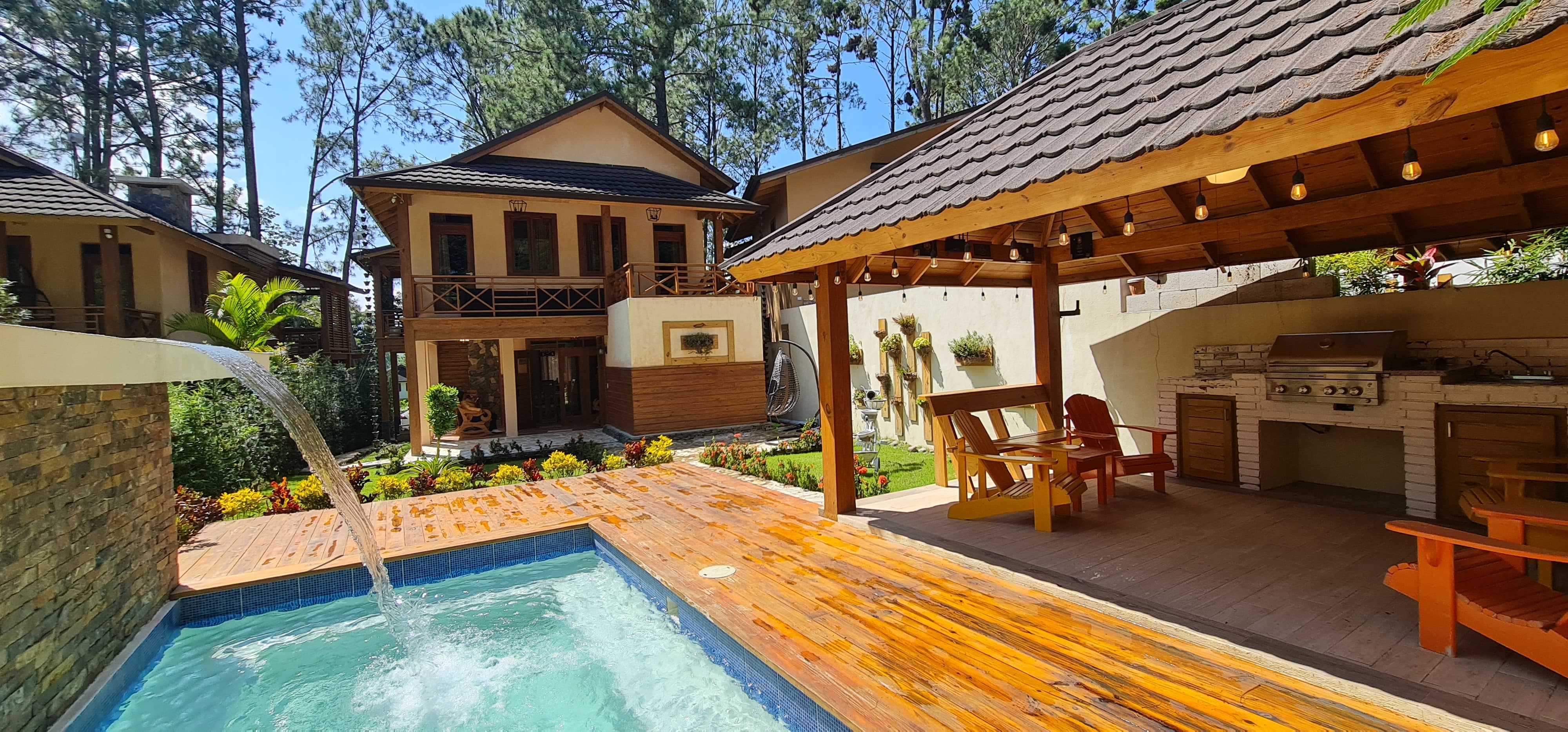 casas vacacionales y villas - Venta de Villa en Jarabacoa 1