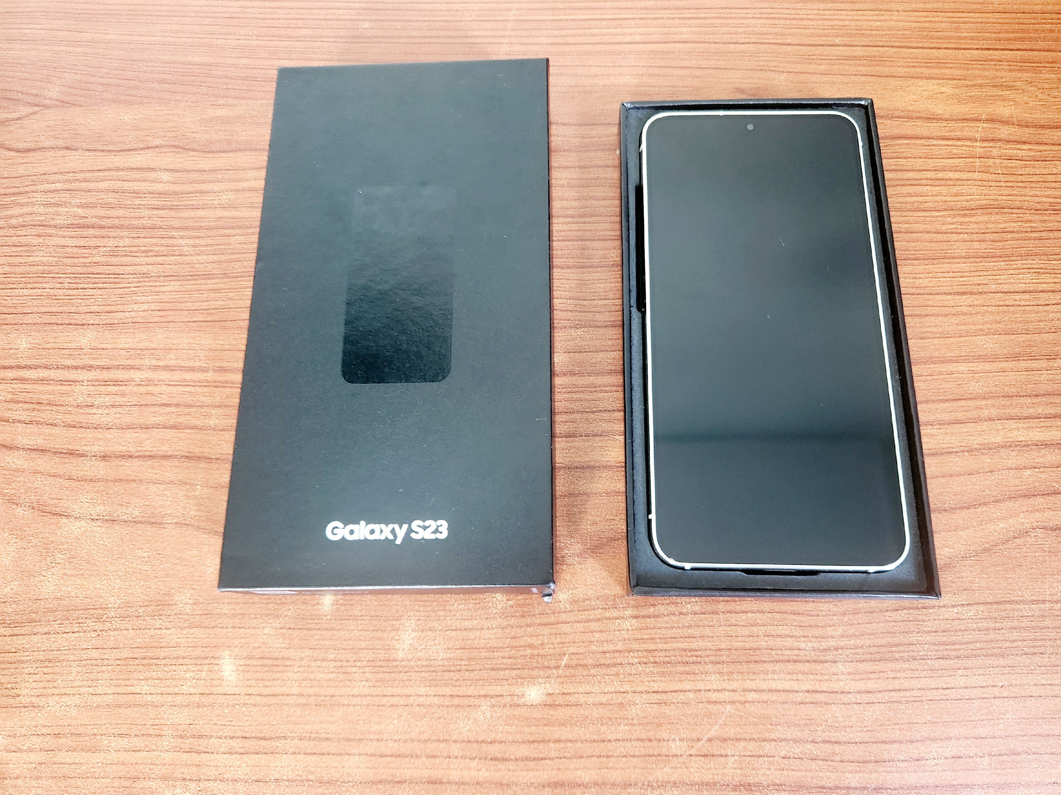 celulares y tabletas - Samsung Galaxy S23 5g Blanco Crema Nuevo (Negosiable), Desbloqueado De Fabrica 3