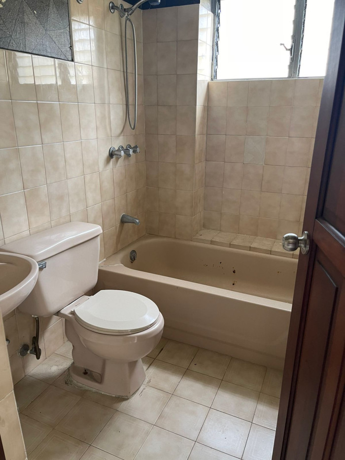 apartamentos - Apartamento en Venta de apartamento en gazcue  8