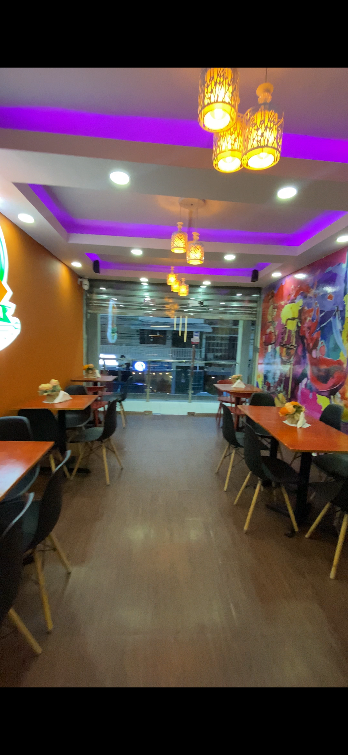 negocios en venta - Restaurante/ punto Comercial en venta 