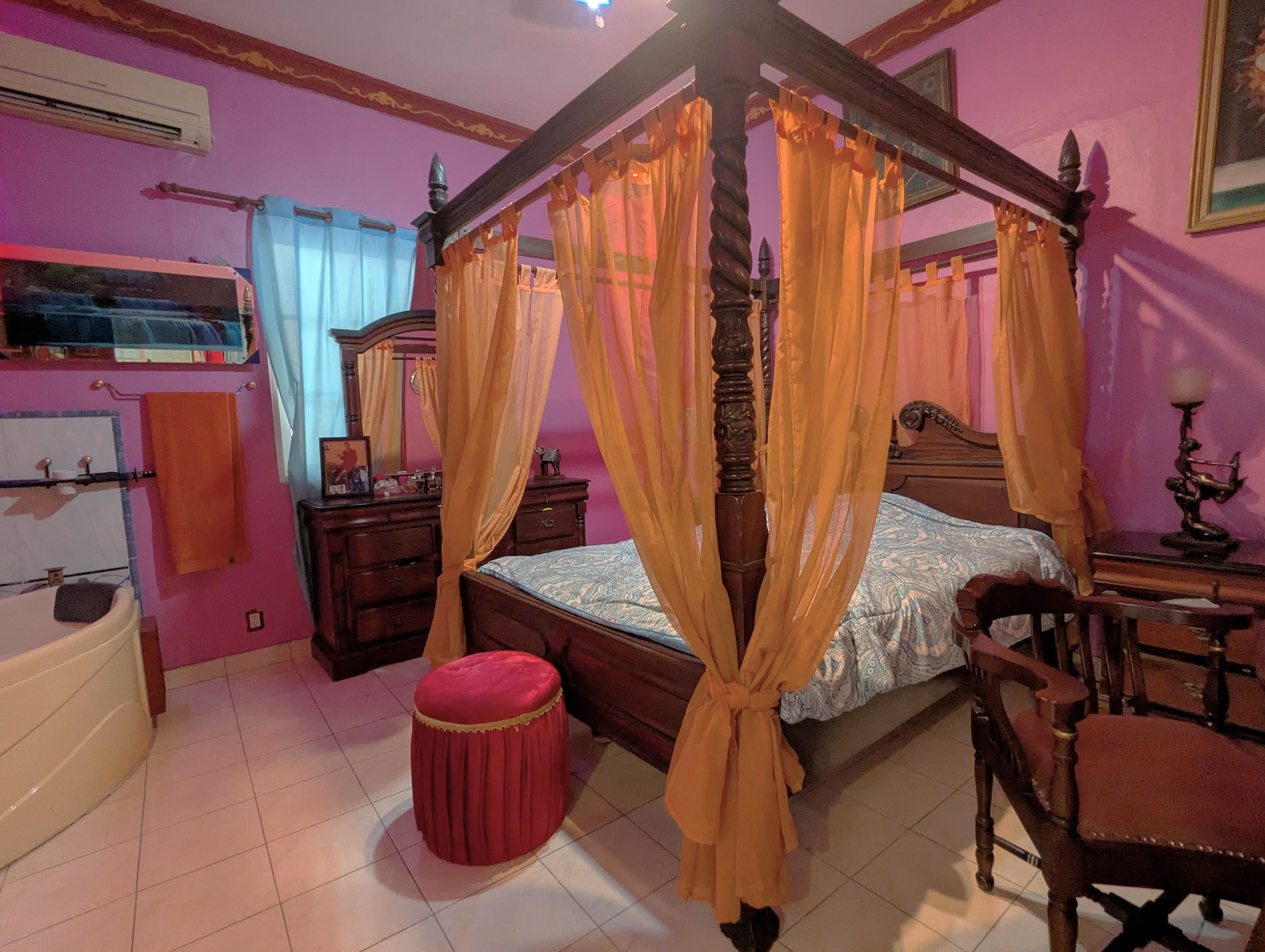 apartamentos - Apartamento de oportunidad en Zona Colonial 5 hab. 6