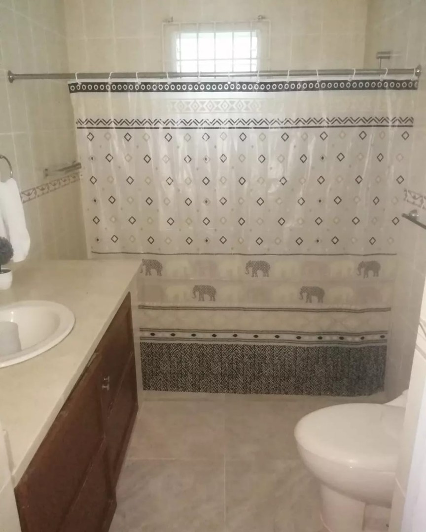 casas - Se vende casa en Los Prados Santo Domingo Este 0