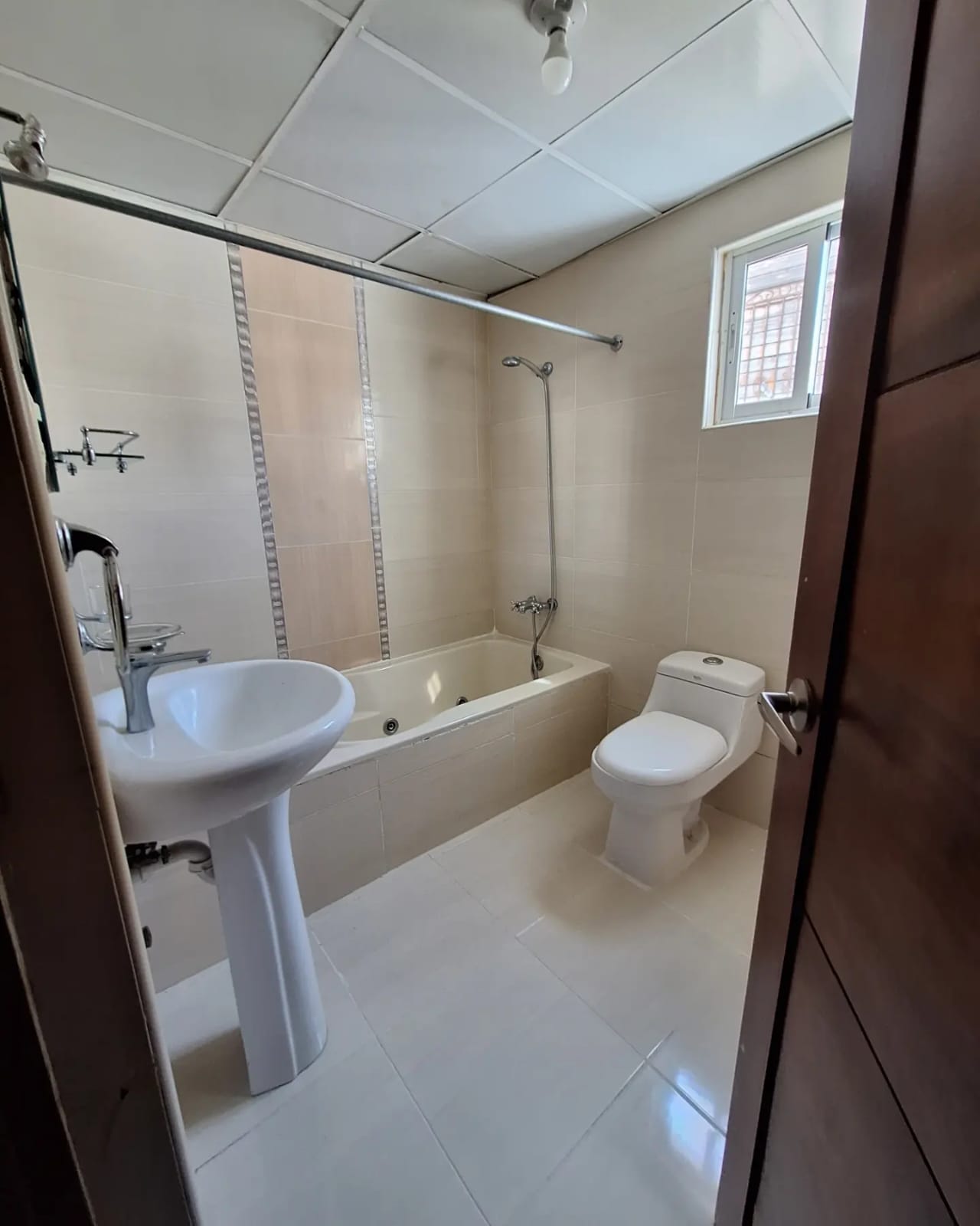 apartamentos - Rento delicado apt , en 27 de febrero y caonabo 6