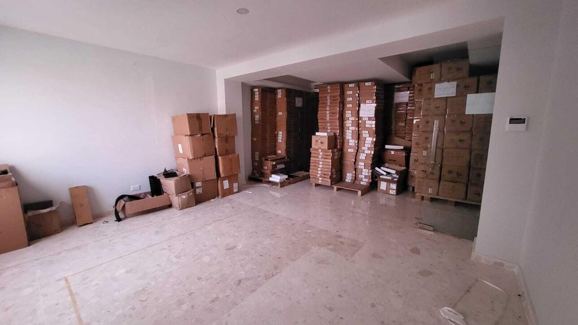 oficinas y locales comerciales - Oficina en alquiler en el Millón  1