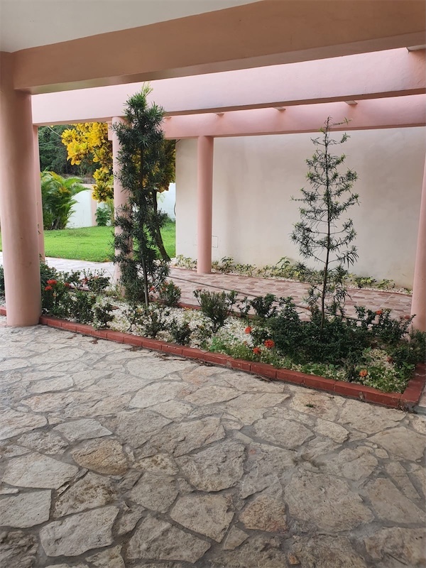 casas - Vendo Casa en el exclusivo sector de Alameda.
Santo Domingo oeste con 2035mts 6
