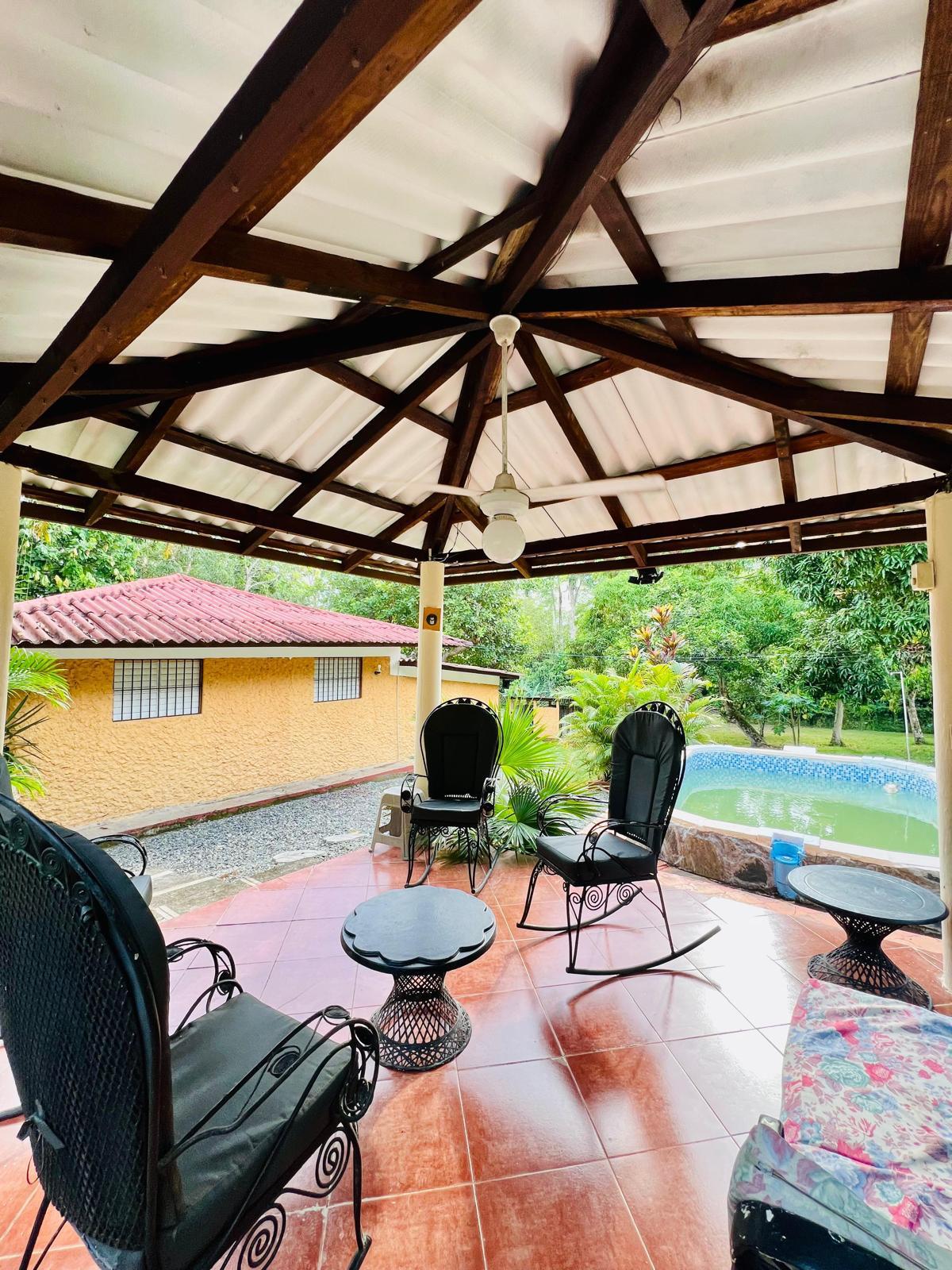 casas vacacionales y villas - VENTA DE VILLA EN MONTE PLATA 8