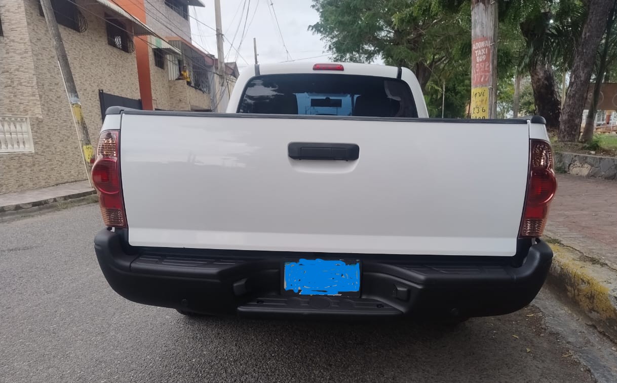 jeepetas y camionetas - TOYOTA TACOMA UNA CABINA 2014 6