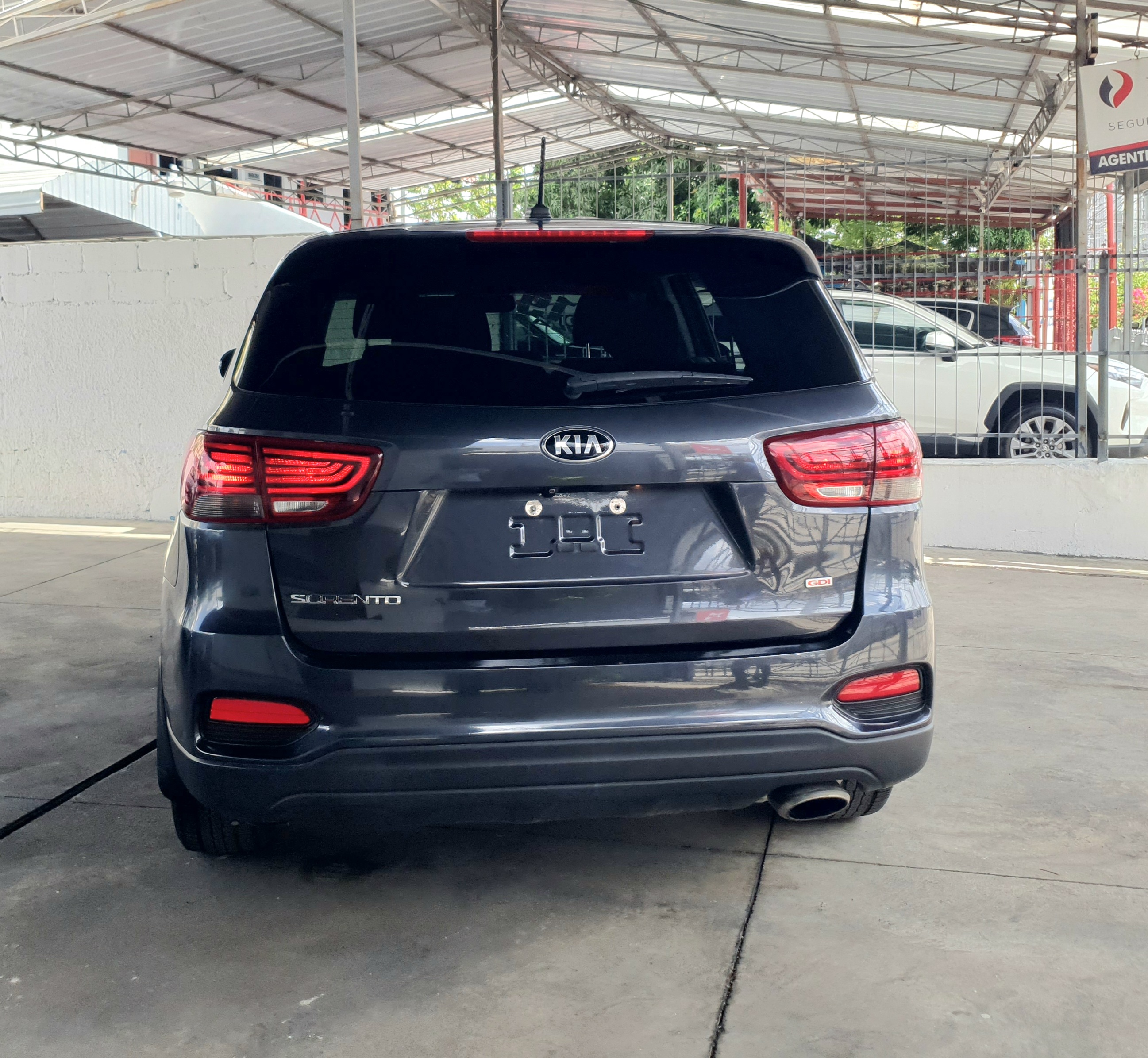 jeepetas y camionetas - KIA SORENTO 2019 TRES FILAS DE ASIENTOS, REC IMP 3