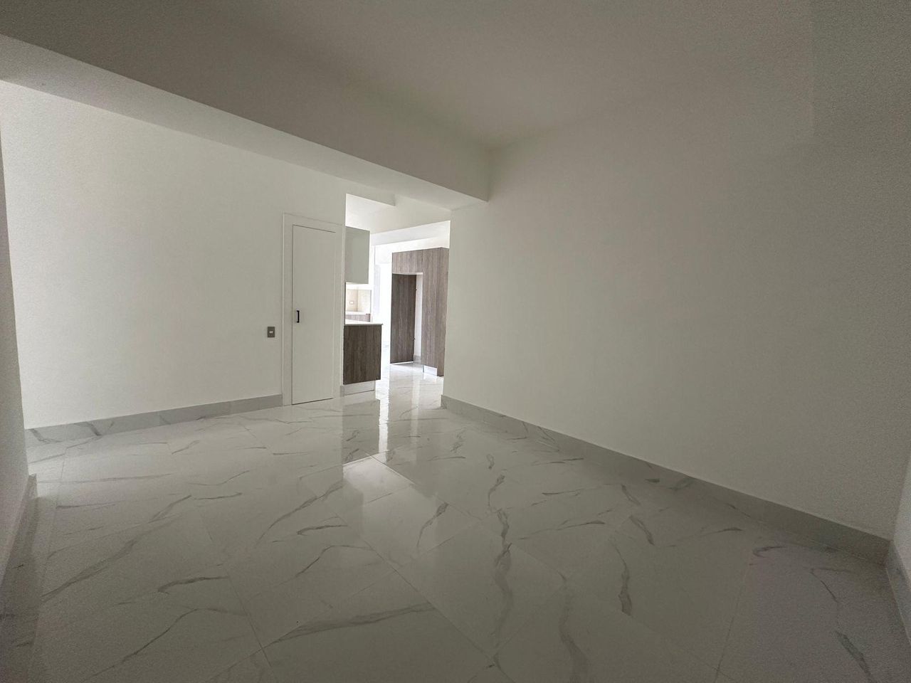 apartamentos - En venta apartamento en piantini  4
