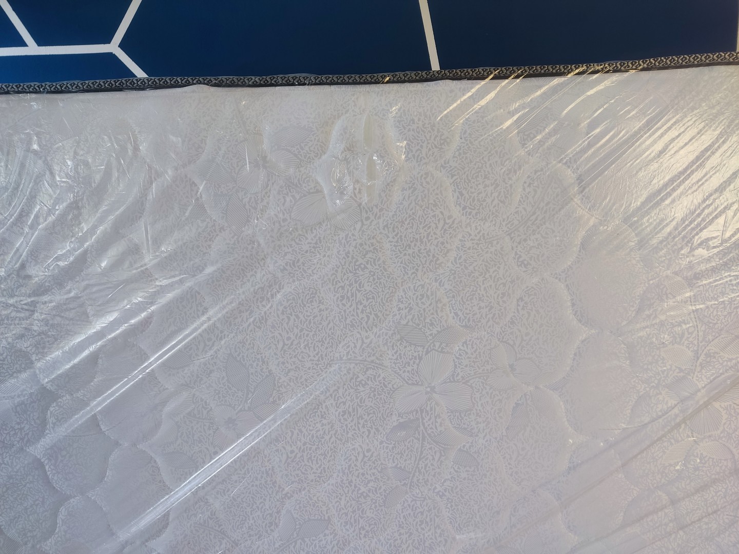 muebles y colchones - El colchón está nuevo, con su plastico 3