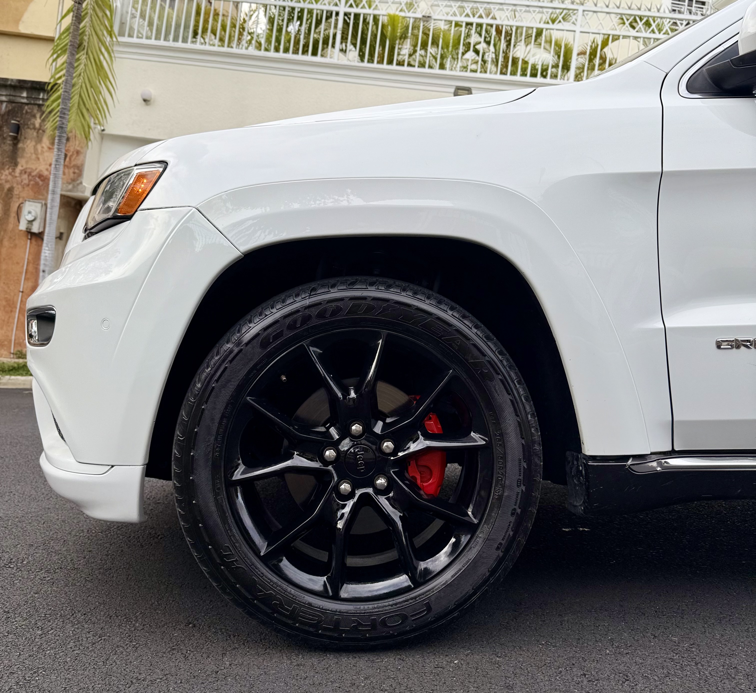 jeepetas y camionetas - Jeep Grand Cherokee Limited 2014 4x4 $895,000 1