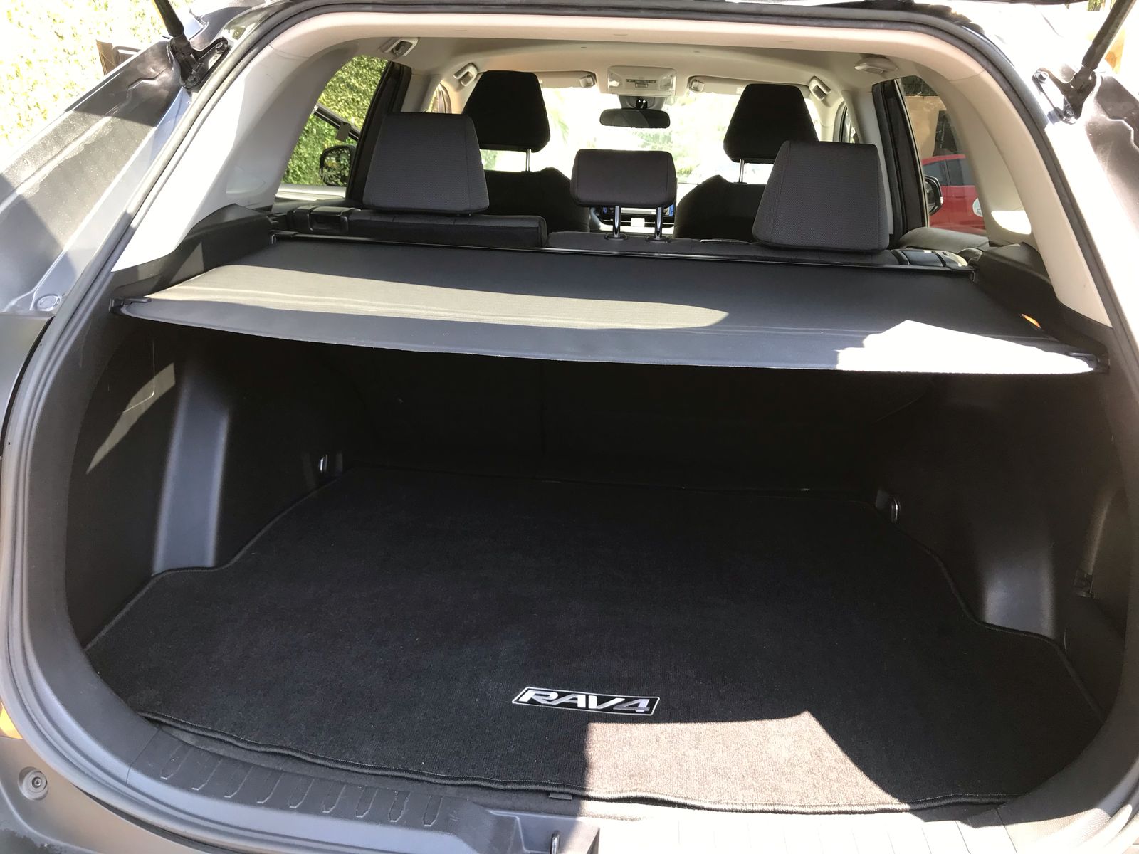 jeepetas y camionetas - TOYOTA RAV4 XLE 2020 8