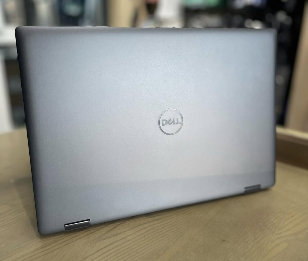 computadoras y laptops - Laptop Dell Latitude 9330 Touch 2en1 Intel Core i7, 32GB RAM, SSD 512GB, Nueva  4