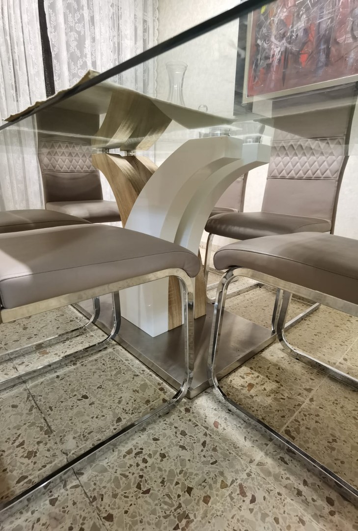 muebles y colchones - motivo de viaje ,juego de comedor de 6 sillas ,poco uso ,moderno  3