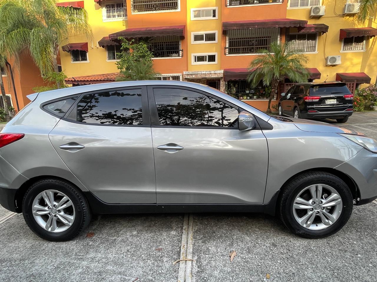 jeepetas y camionetas - Hyundai Tucson 2011 9