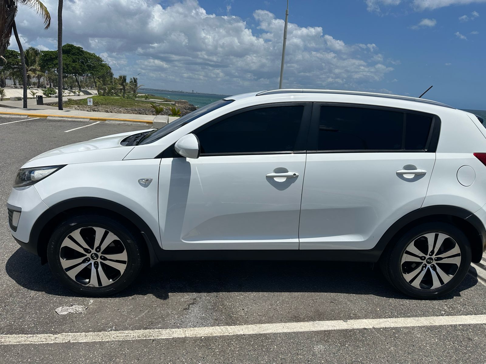 jeepetas y camionetas - KIA SPORTAGE 2014 VERSION AMERICANA 1