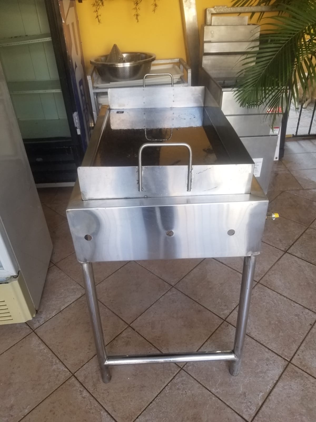 equipos profesionales - Se vende plancha de freír  1