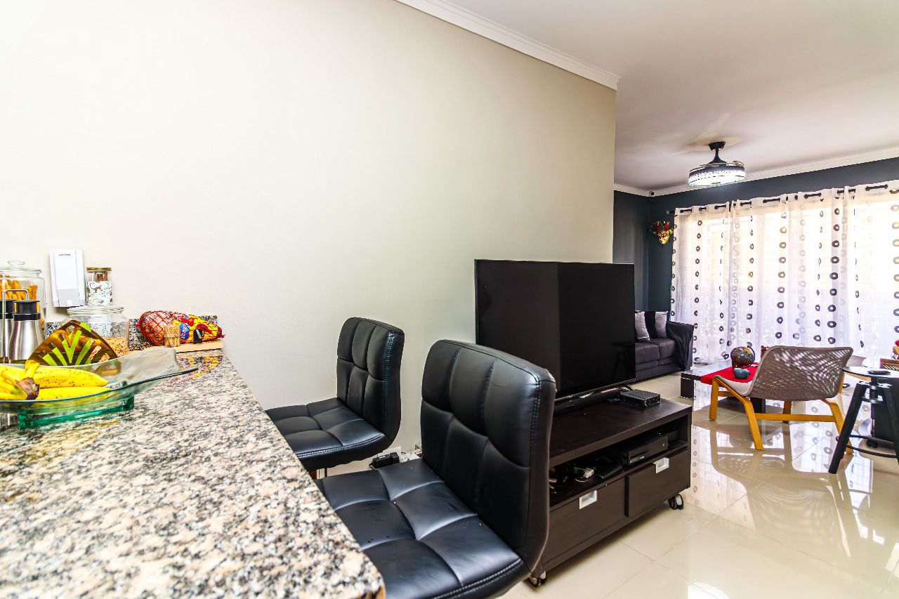apartamentos - Alquiler de Apartamento Amueblado Altos de Alameda 4