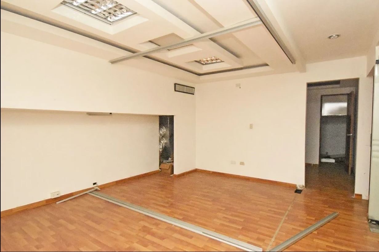 oficinas y locales comerciales - vente de local comercial  en plaza central Santo Domingo Distrito Nacional  5