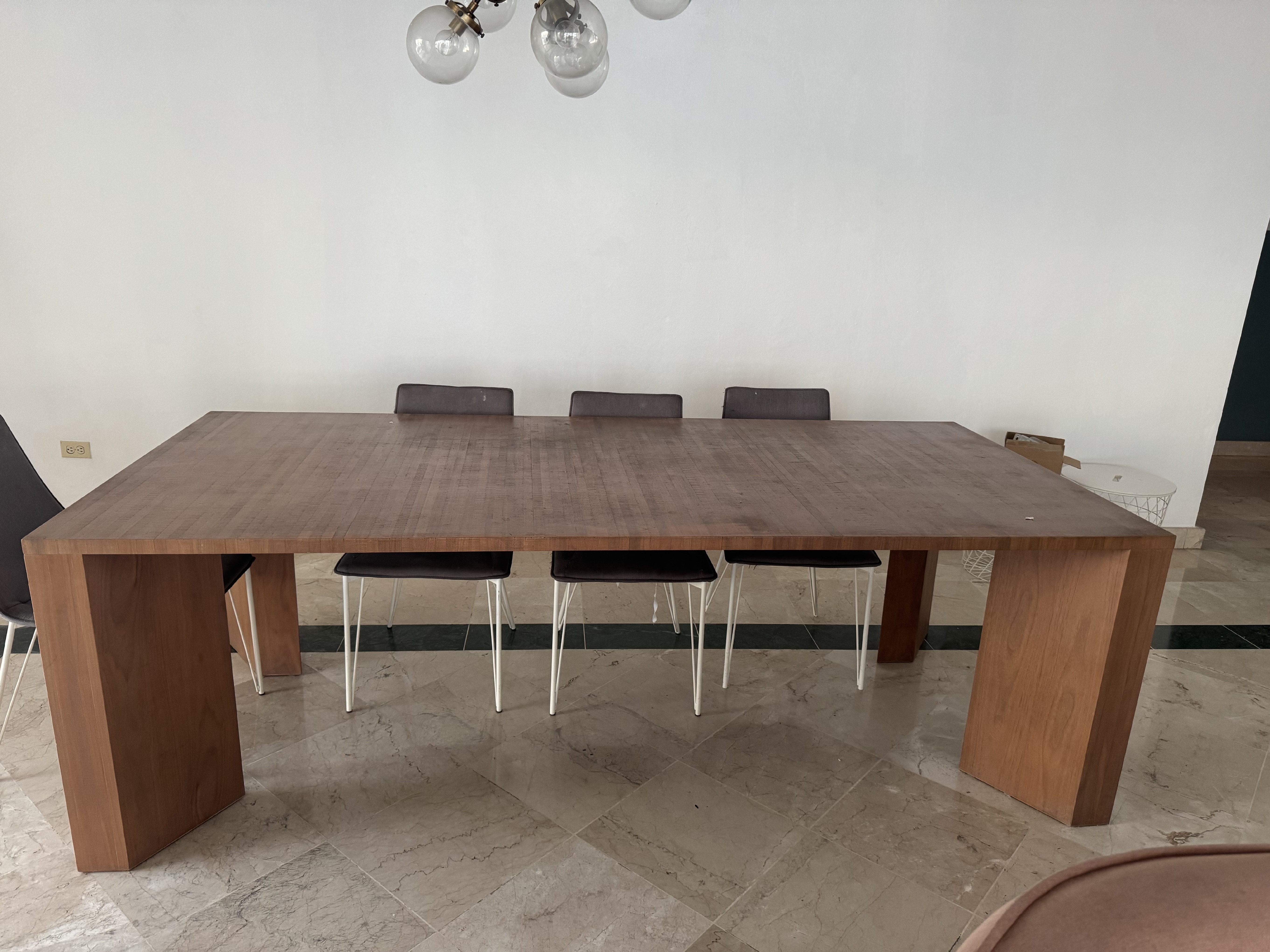 muebles y colchones - vendo mesa de comedor  0