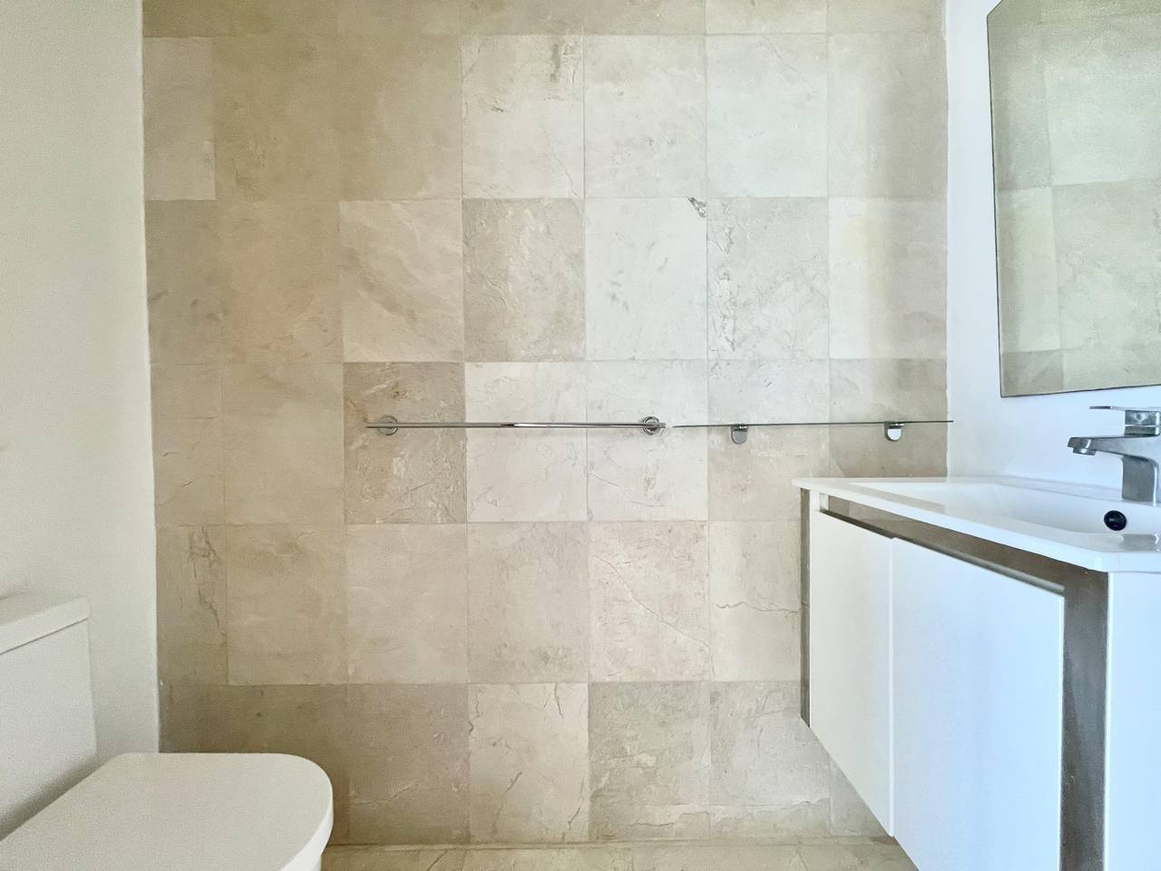 apartamentos - En venta apartamento en Naco 8