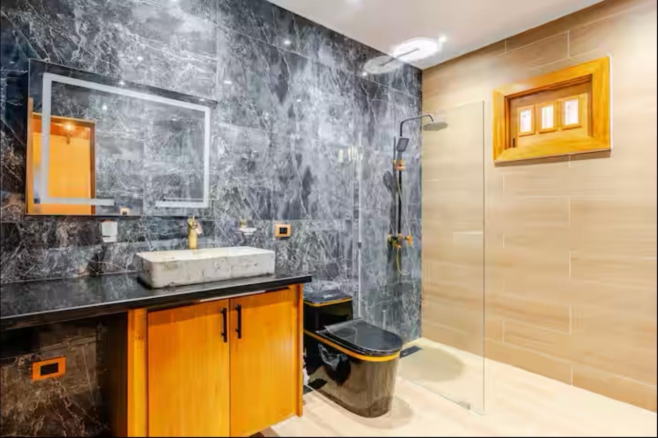 casas vacacionales y villas - VILLA EN VENTA EN GASPAR HERNANDEZ  9