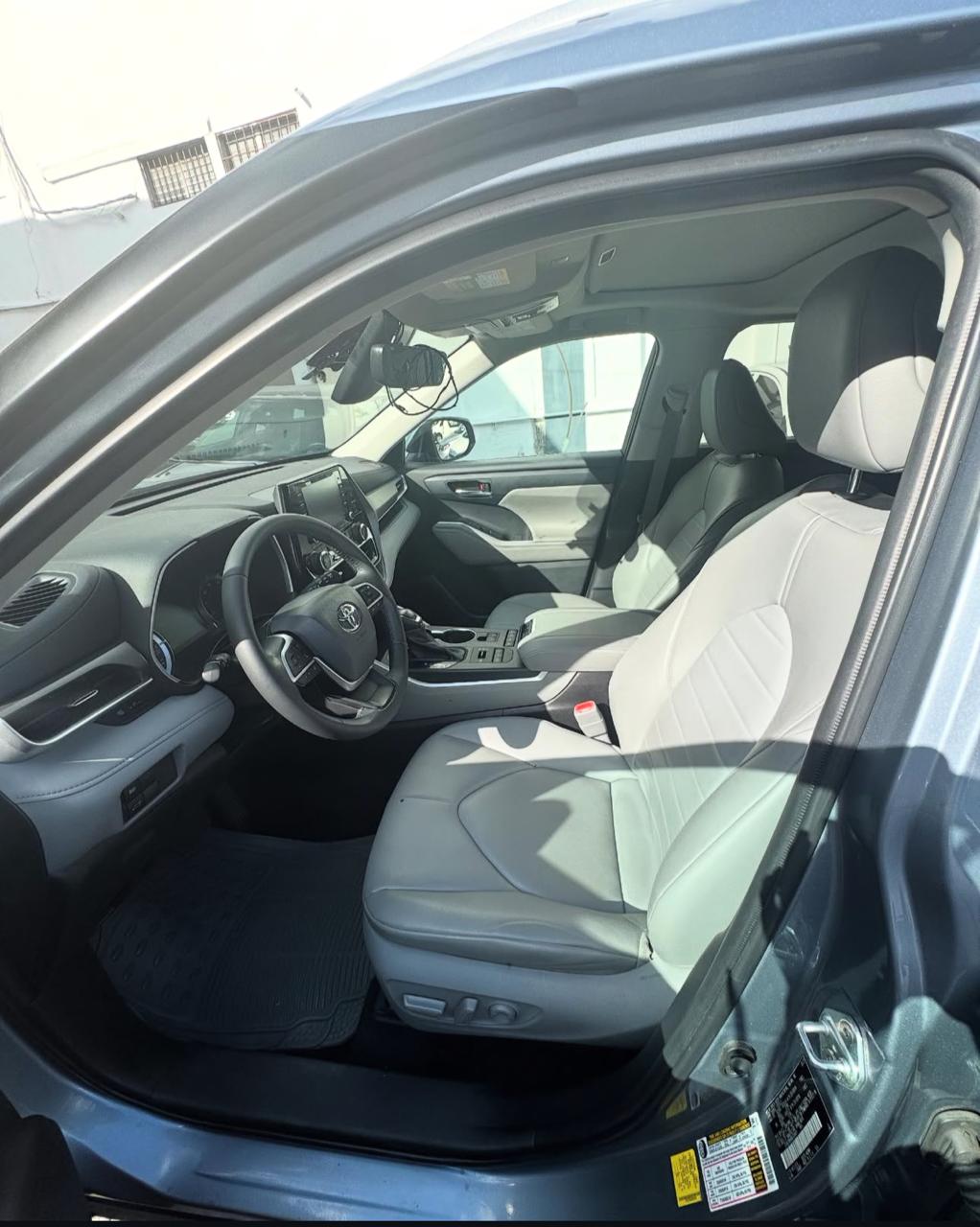jeepetas y camionetas - Toyota Highlander 2022 5