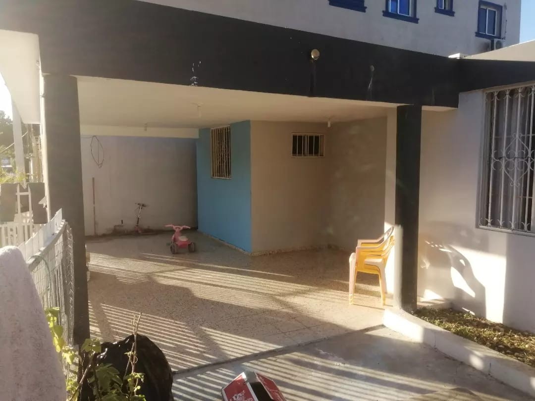 casas - Se vende casa en Los Prados Santo Domingo Este 1