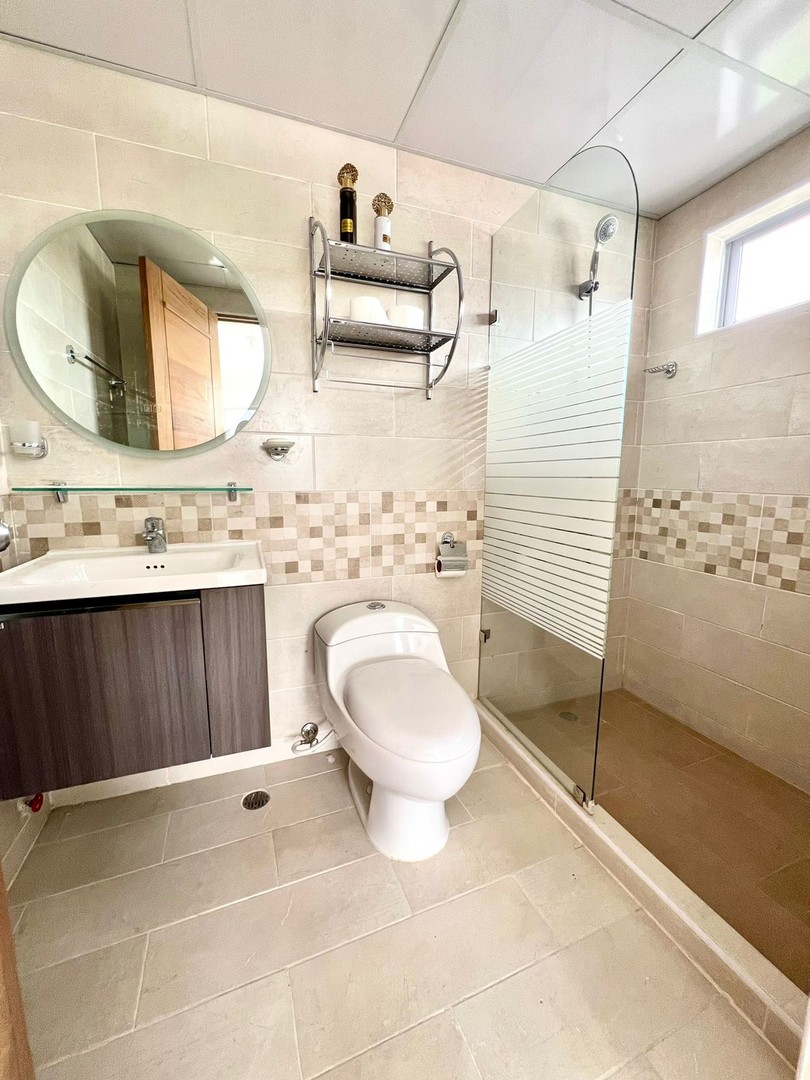 apartamentos - Apartamento con línea blanca en alquiler en la Zona Universitaria  8