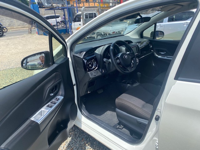 carros - Toyota Vitz 2020 6