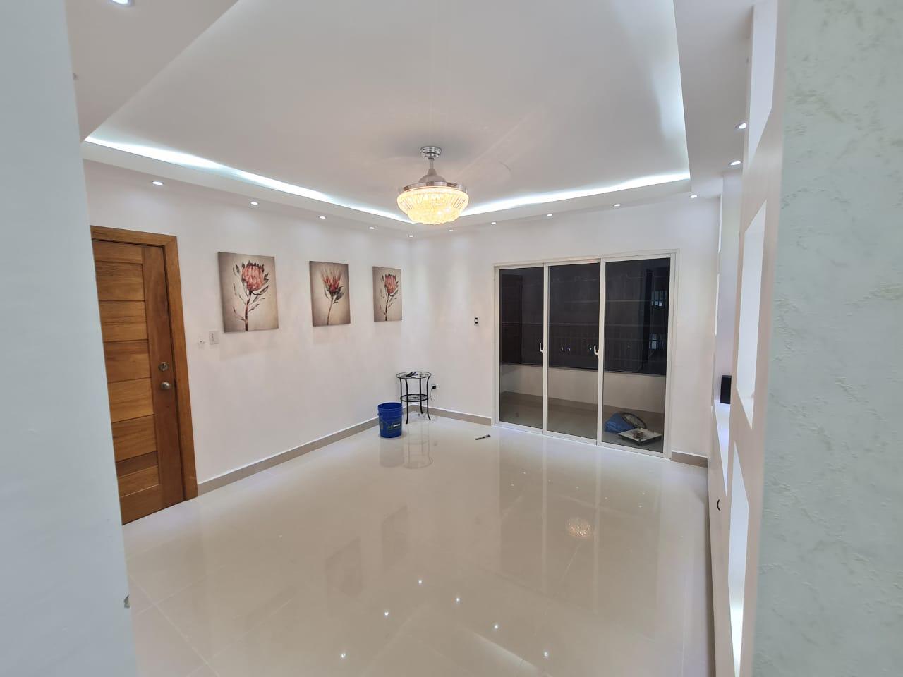 apartamentos -  Apartamento en Venta, Residencial Colinas III, Santo Domingo Oeste. 7
