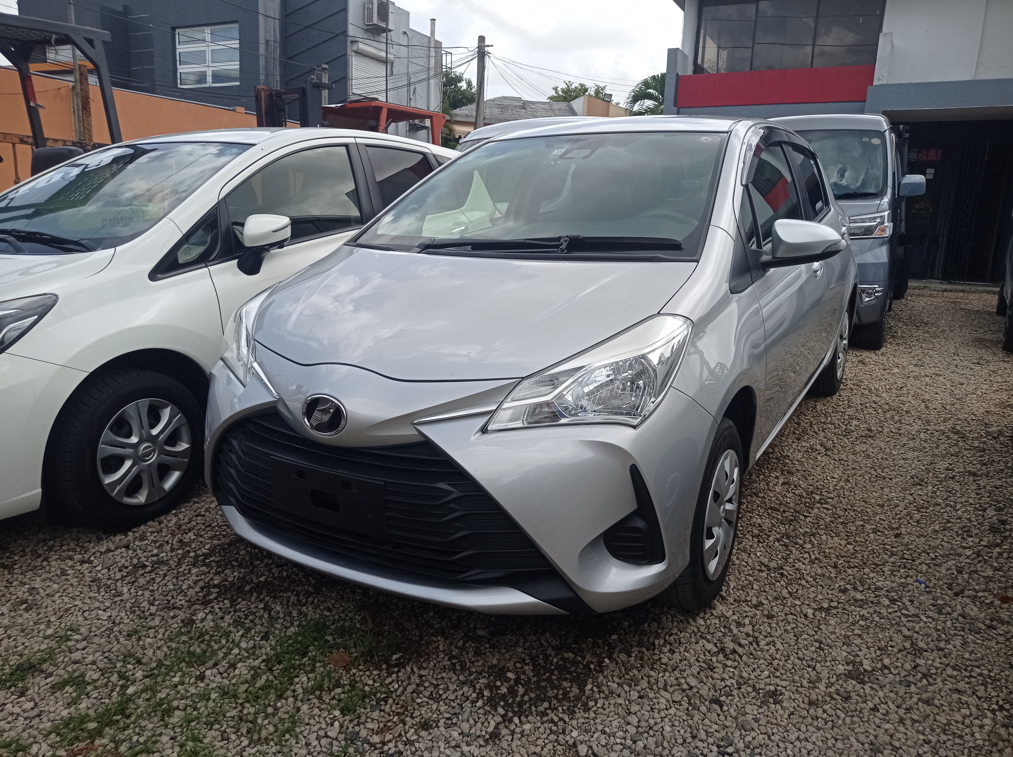 carros - Toyota  Vitz  2020 4 cilindros  4WD Sistema ECO 🌿 2