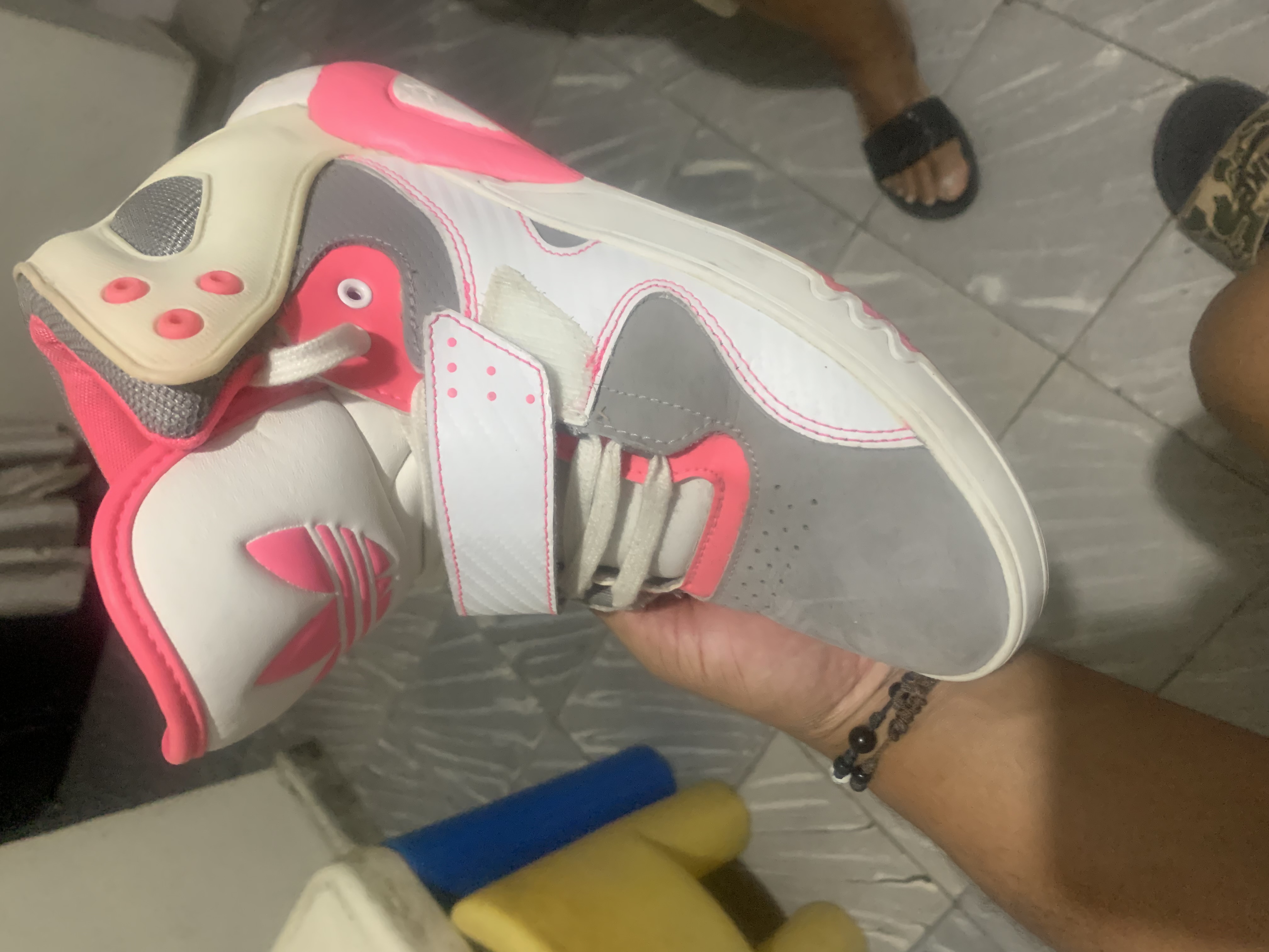 zapatos para mujer - Tenis usados en muy buenas condiciones 
