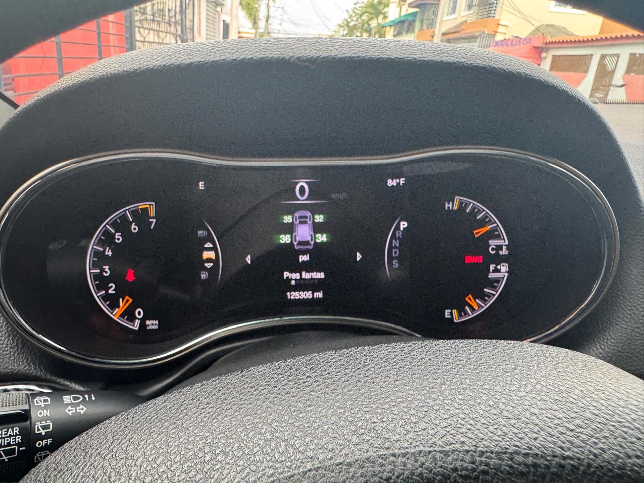 jeepetas y camionetas - JEEP GRAND CHEROKEE 2015 LIMITED 6