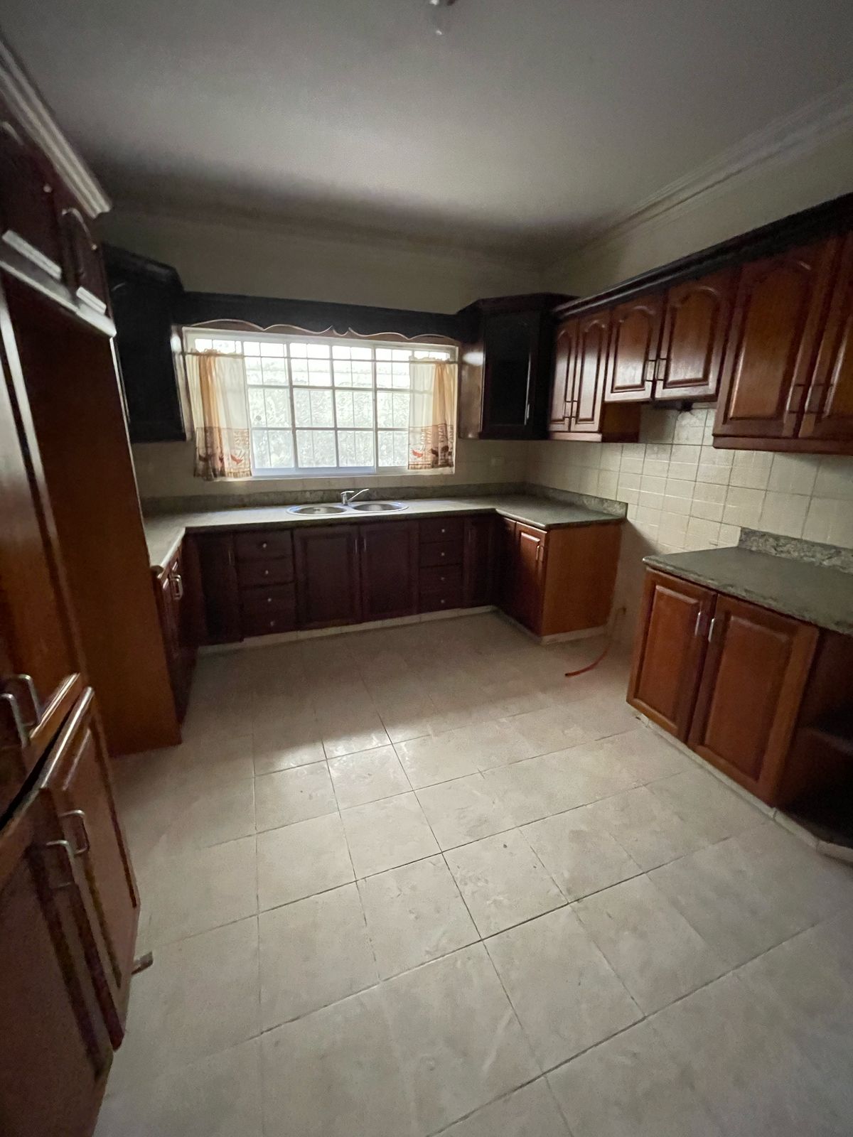 casas - CASA EN VENTA - Altos de Arroyo Hondo 3ro 4