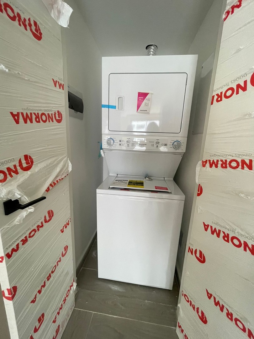 apartamentos - VENDO Apto Piso 4 En Torre Majestuosa Condo Hotel De Ensanche Naco Código: PD260 9