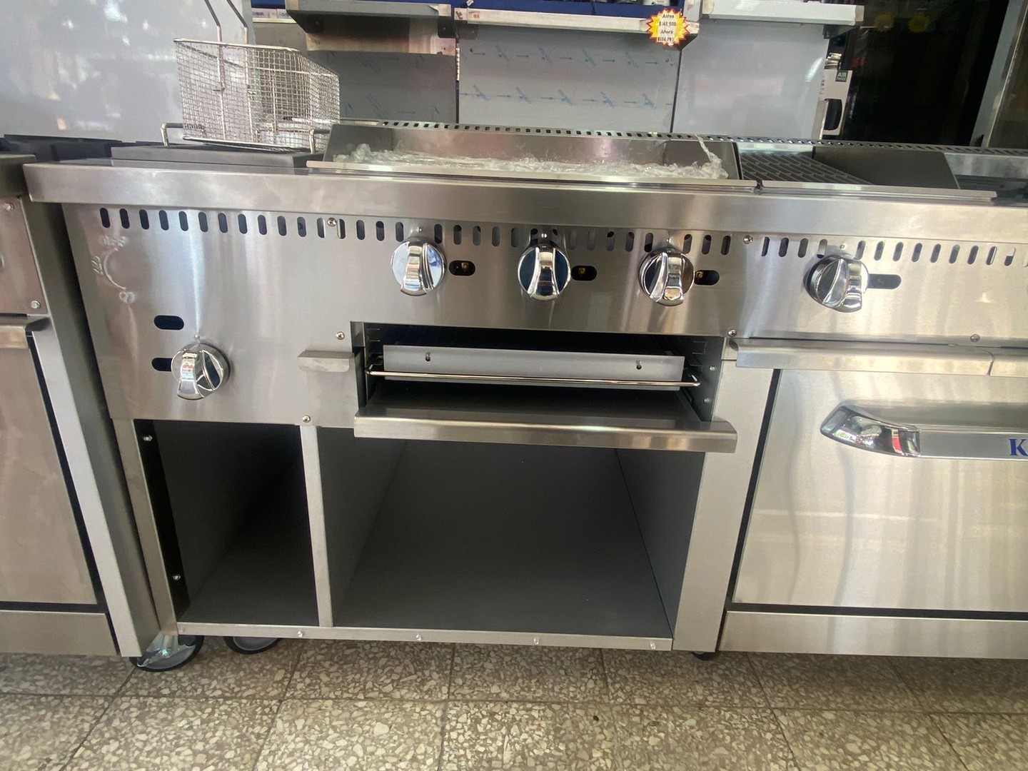 equipos profesionales - Mueble Multiuso, King Flame  5