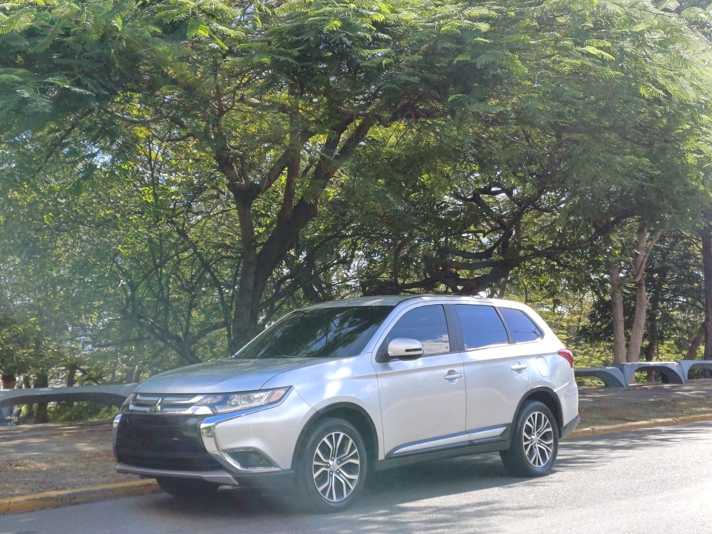 jeepetas y camionetas - Mitsubishi Outlander SE 2018.

Características:

-Motor V4 en excelente estado c 2